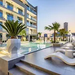 Icon Casa Living Furnished Studio Ic3 In Jvc